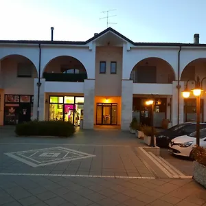 Zen Zero Holidays , Castelnuovo del Garda Italia